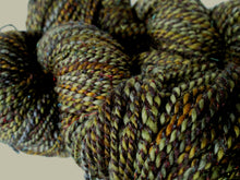 Load image into Gallery viewer, OOAK Hand spun yarn - 20-10 deepest green w/ highlights
